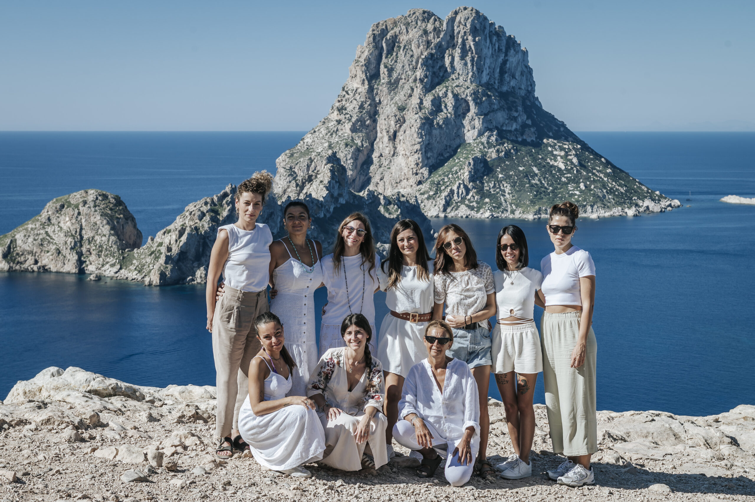 Ritiro al femminile all'estero